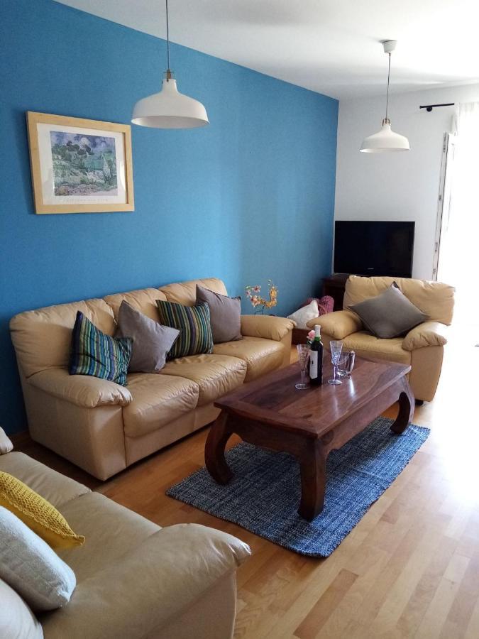 Apartman Mikola With Sea View 트로기르 외부 사진