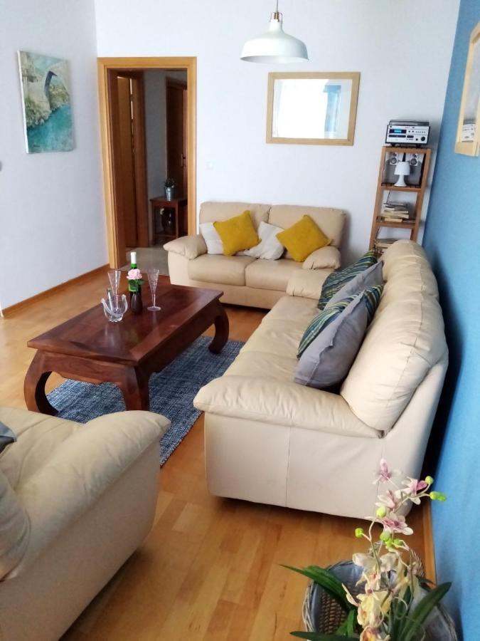 Apartman Mikola With Sea View 트로기르 외부 사진